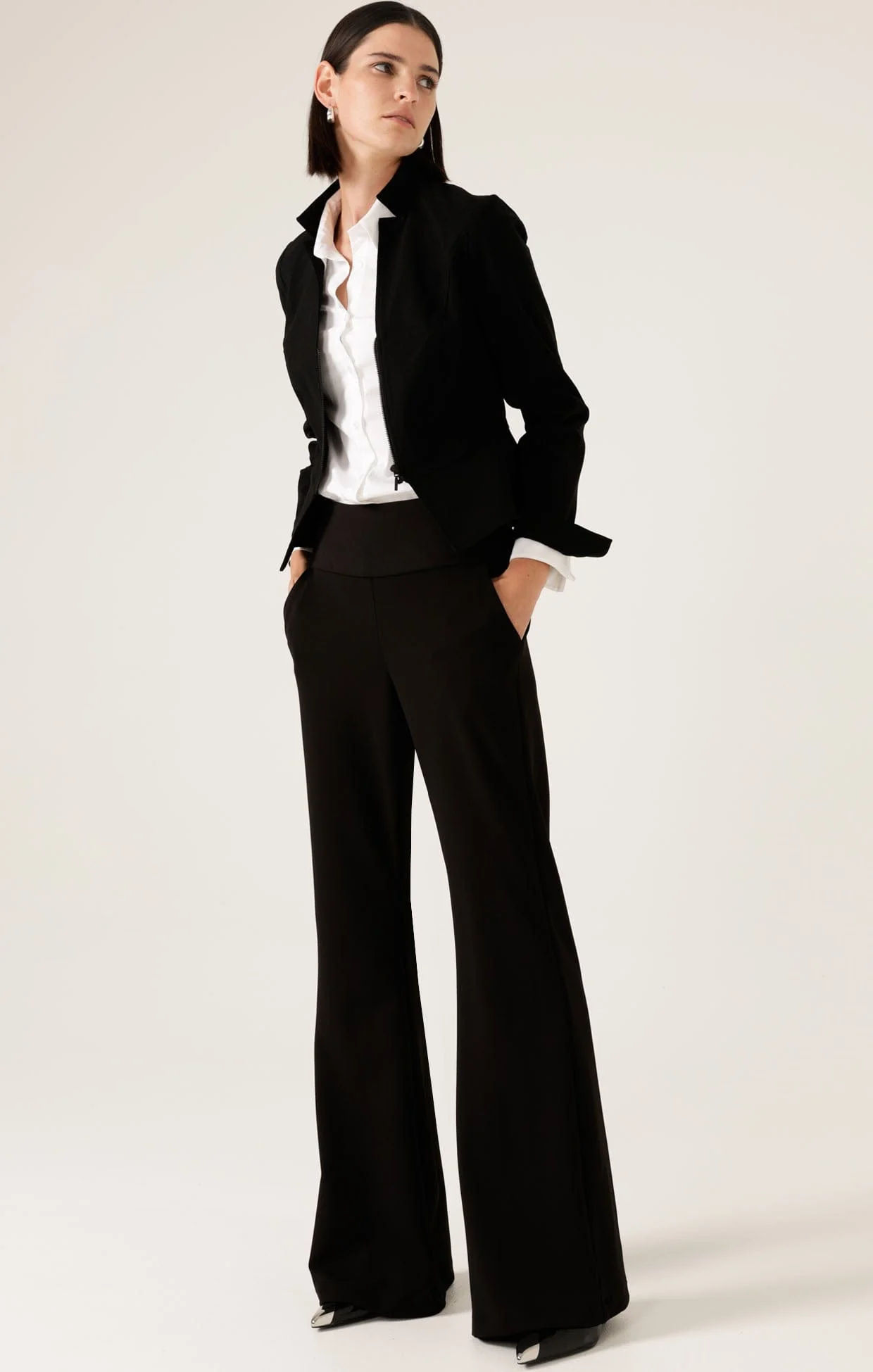 FRONT ZIP PEPLUM JACKET IN BLACK - Image 6