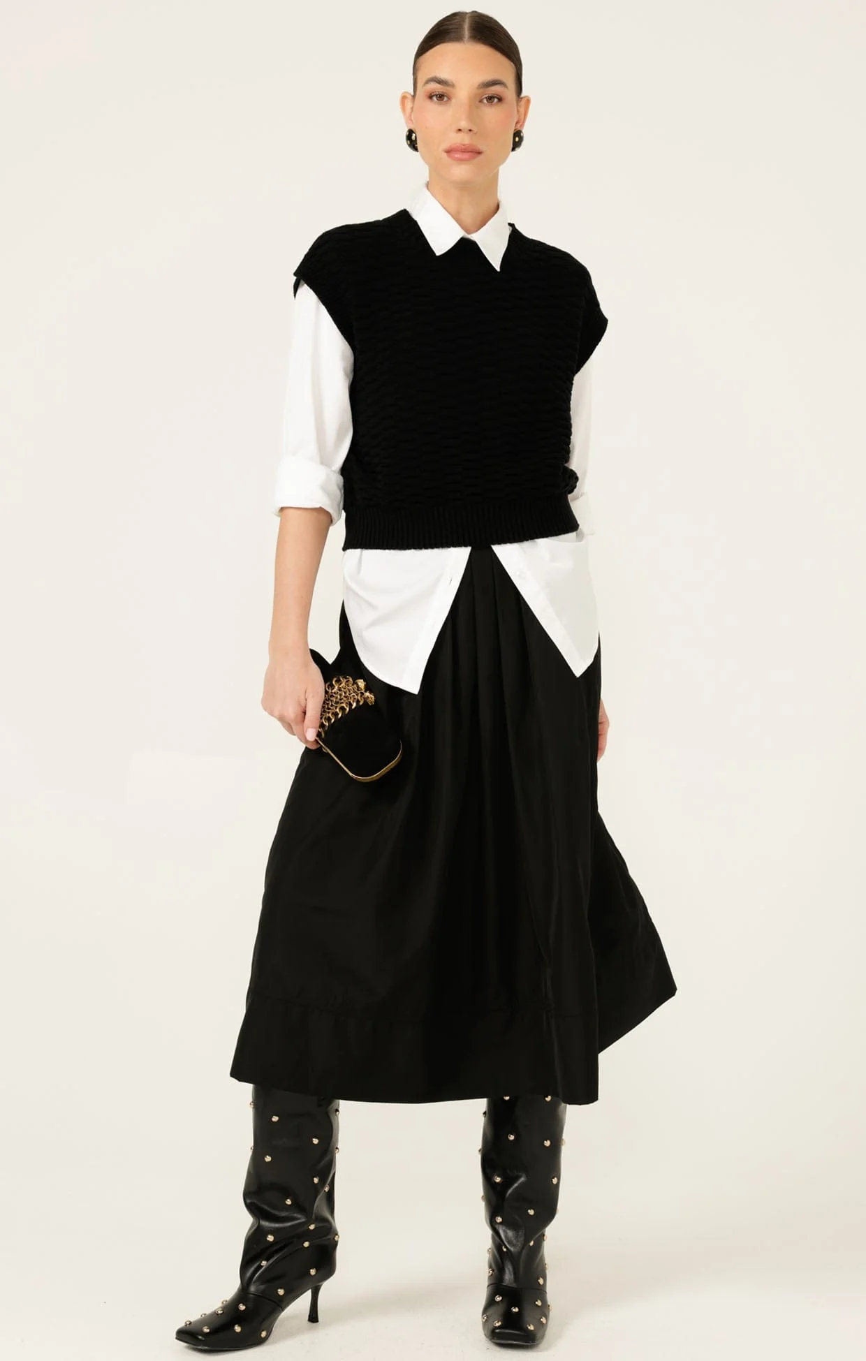 PLEATED A-LINE SKIRT IN BLACK - Image 10